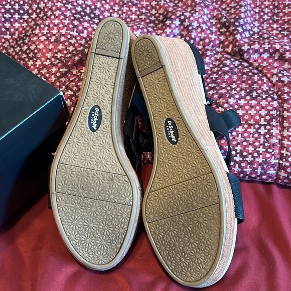 Wedge Sandal - Picture 4 of 8